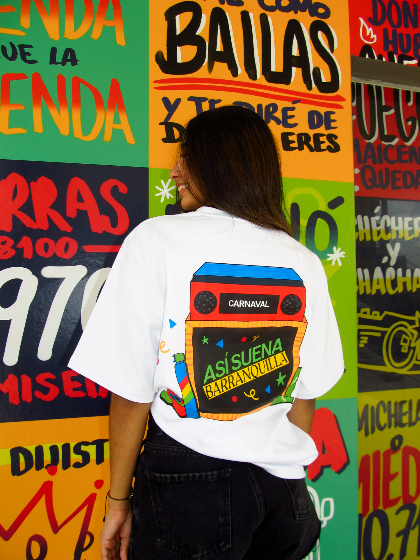 CAMISETA OVERSIZED ASÍ SUENA BARRANQUILLA